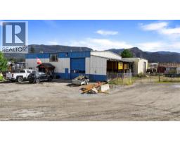 4761 Gilbert Drive, Barriere, BC V0E1E0 Photo 10