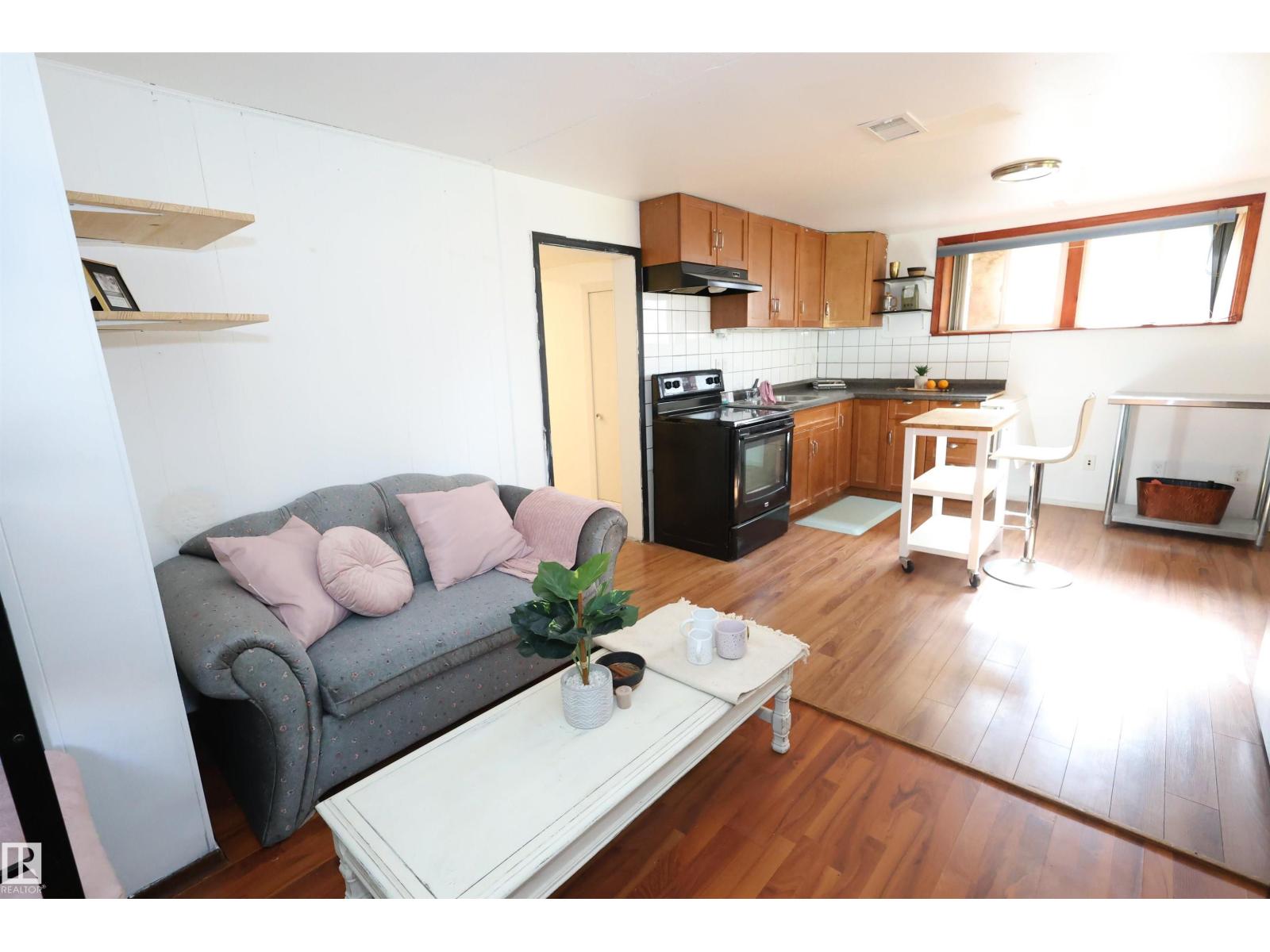 12229 88 ST NW - 21