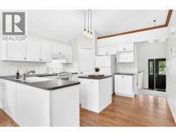Den - 73 Inverness Green Se, Calgary, AB T2Z2X9 Photo 7