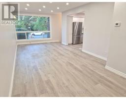 262 Mcconvey Drive, Richmond Hill, ON L4C3K2 Photo 6