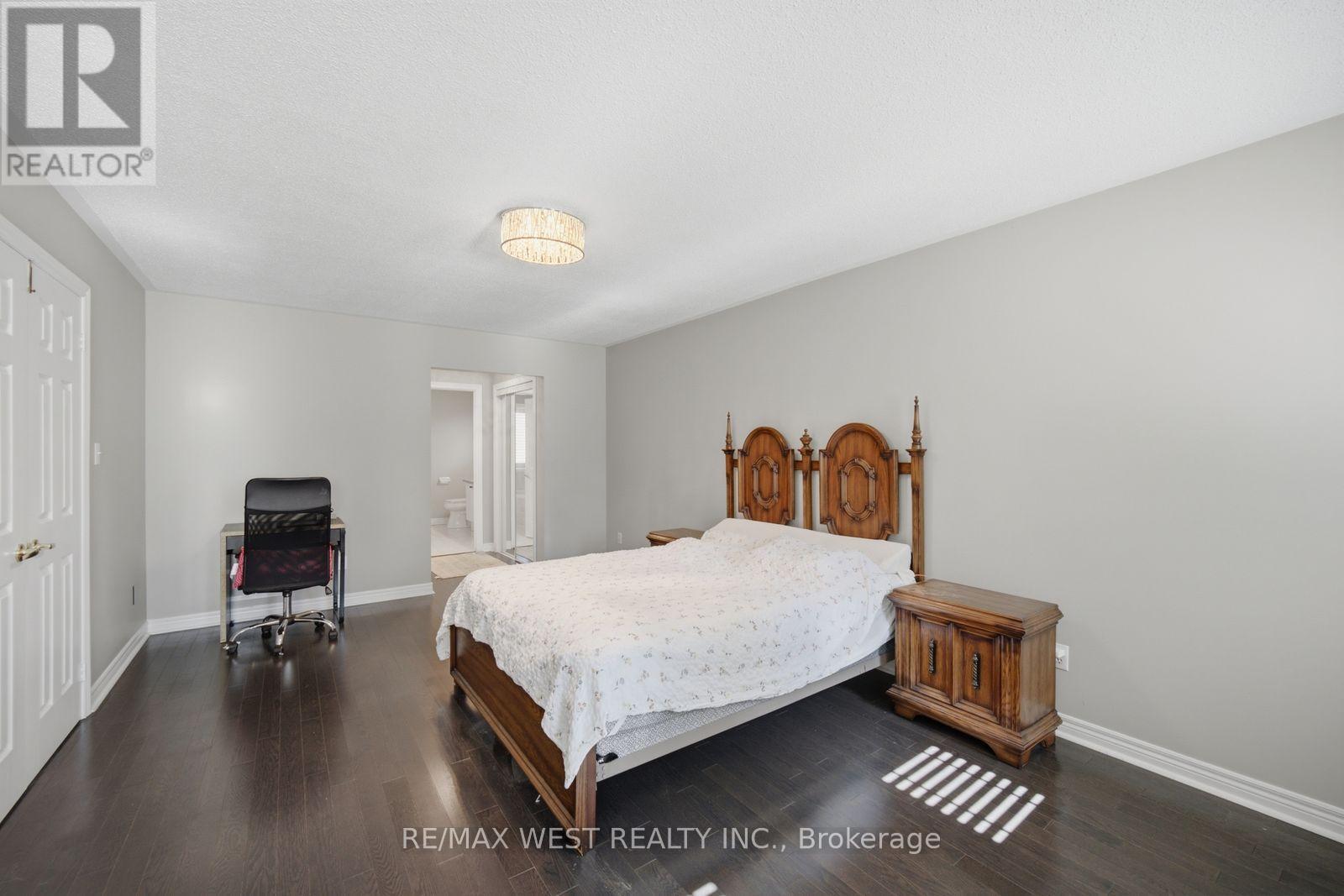65 BURNHAVEN AVENUE - Image 32