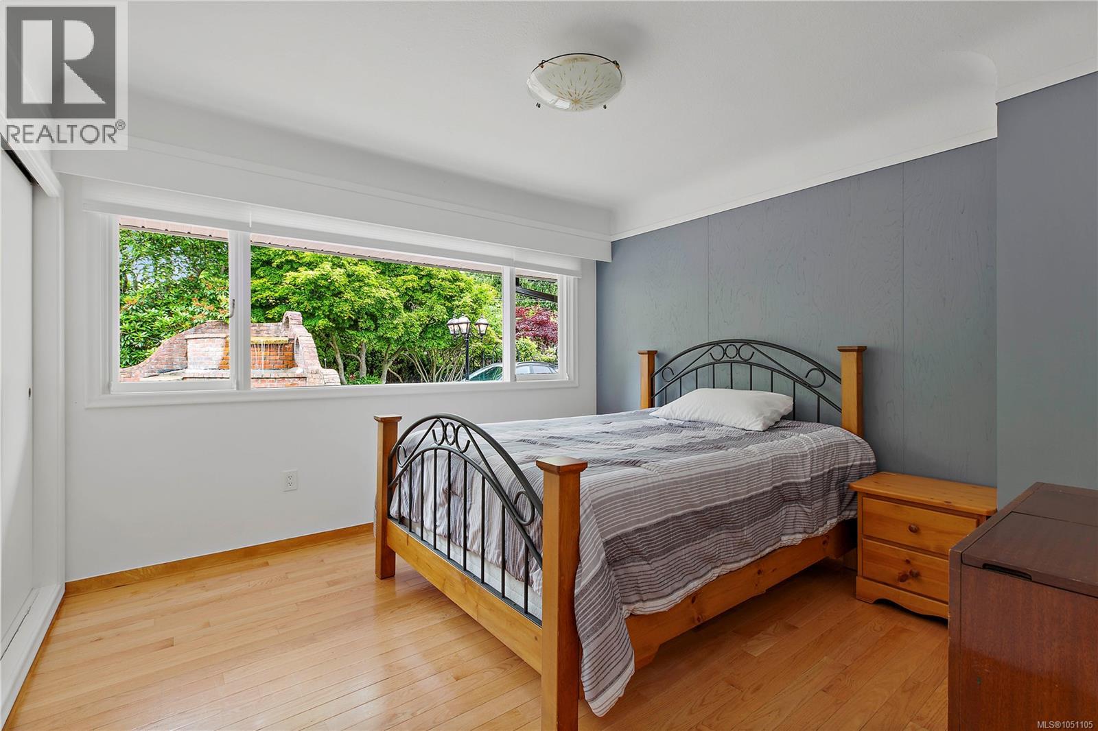 5957 Sooke Rd - 35