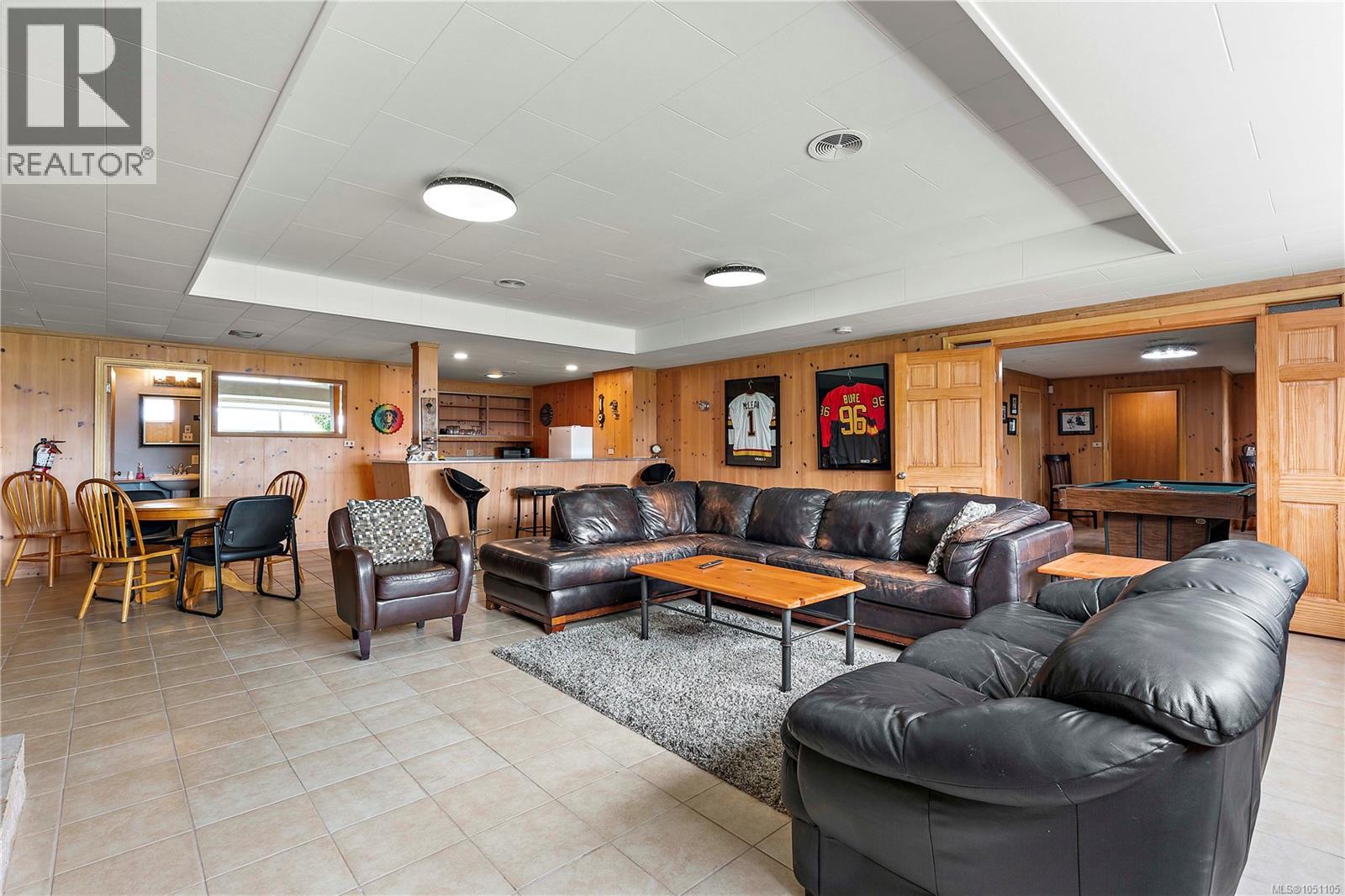 5957 Sooke Rd - 40