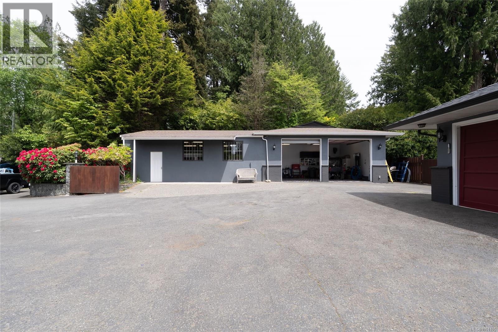 5957 Sooke Rd - 60