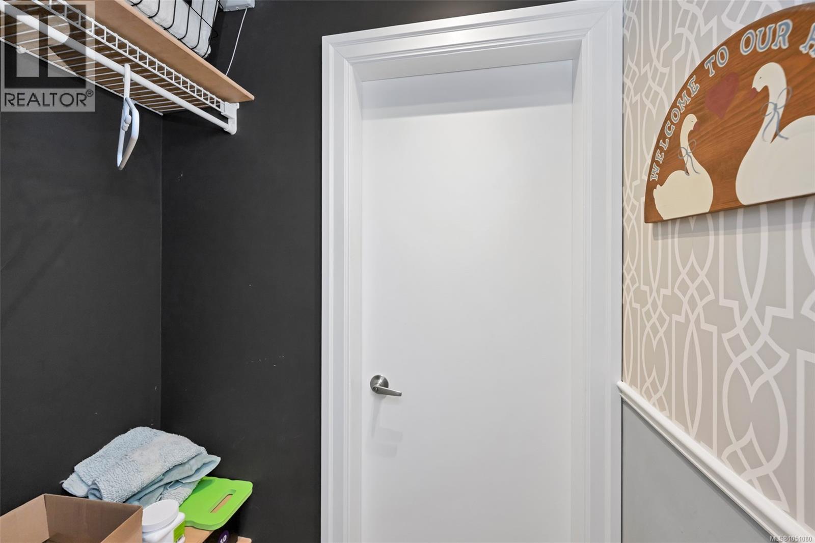 #407 1159 Beach Dr - Image 15