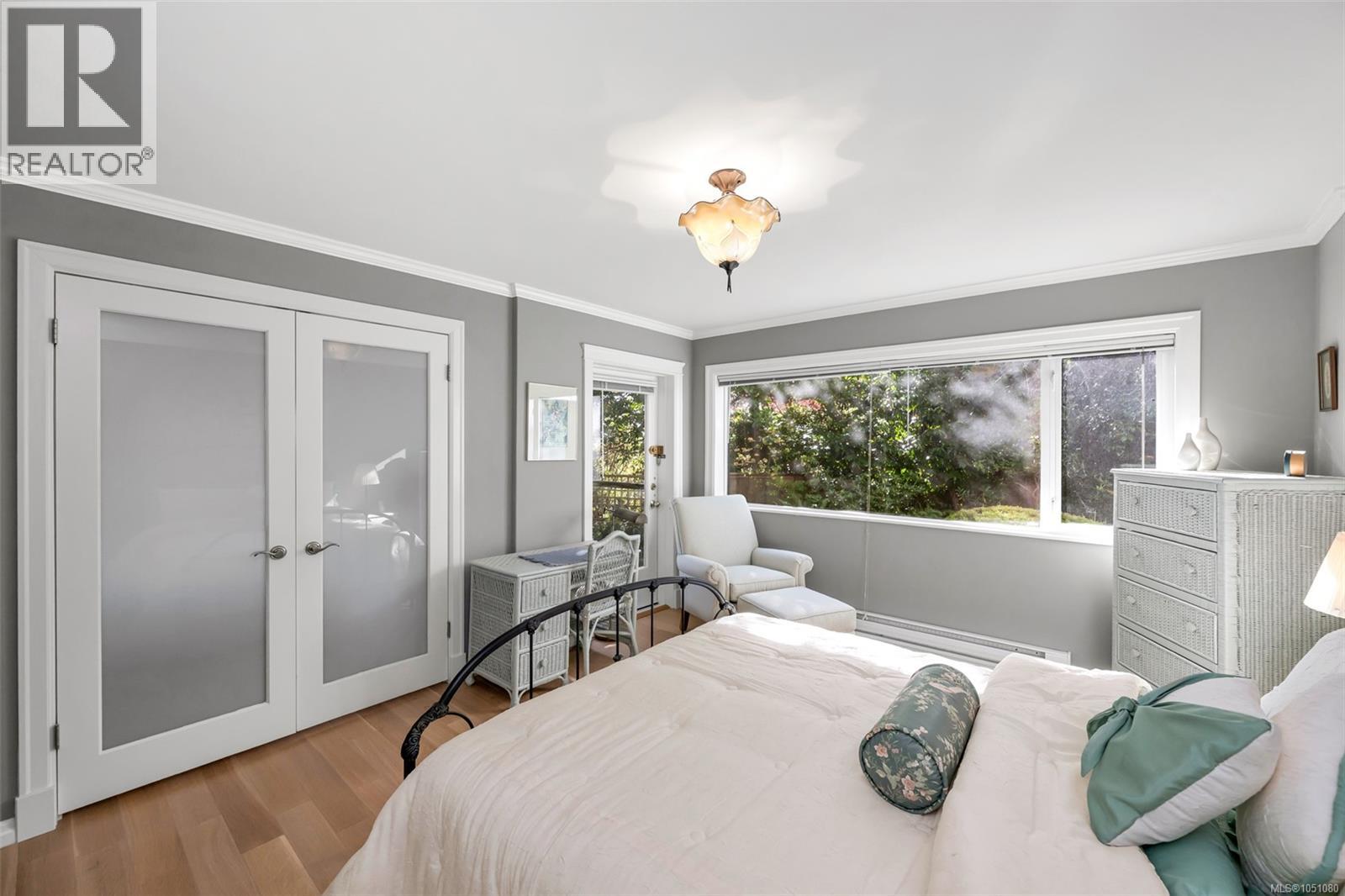 #407 1159 Beach Dr - 20