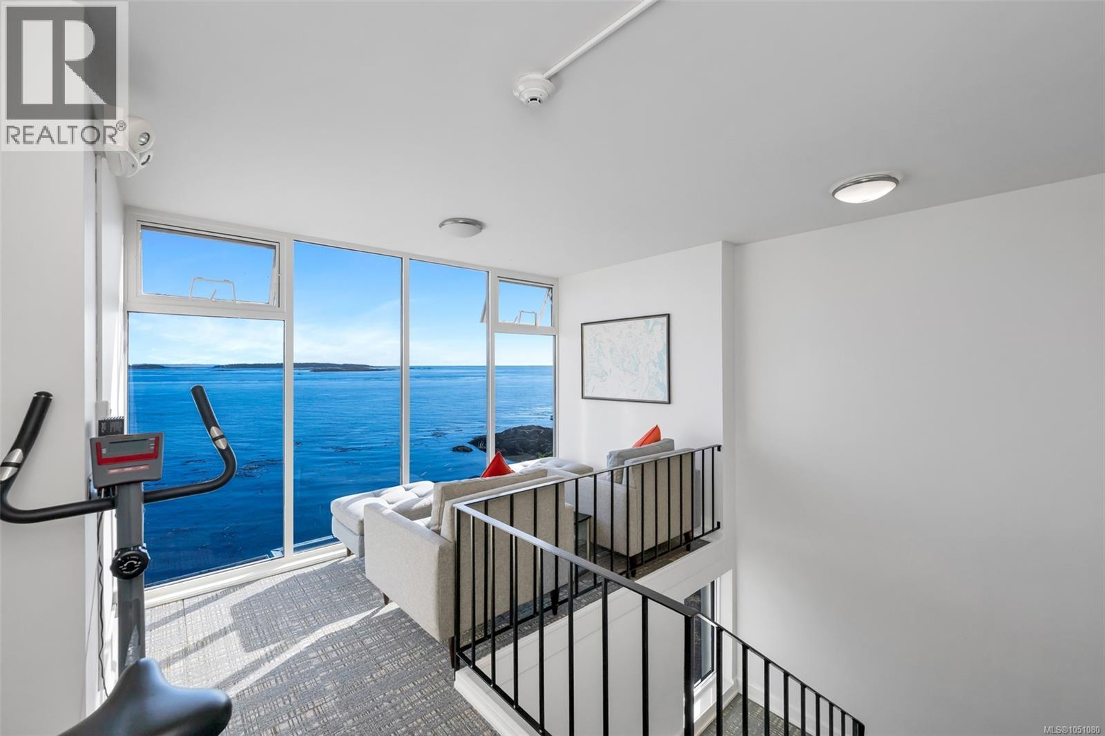 #407 1159 Beach Dr - Image 43