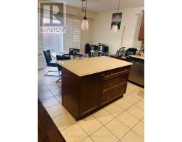 Eating area - Upper Main - 17 Agricola Road, Brampton, ON L7A0V1 Photo 6
