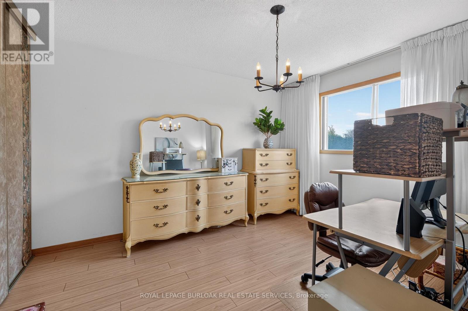 888 MESSENGER MEADOW DRIVE - 33