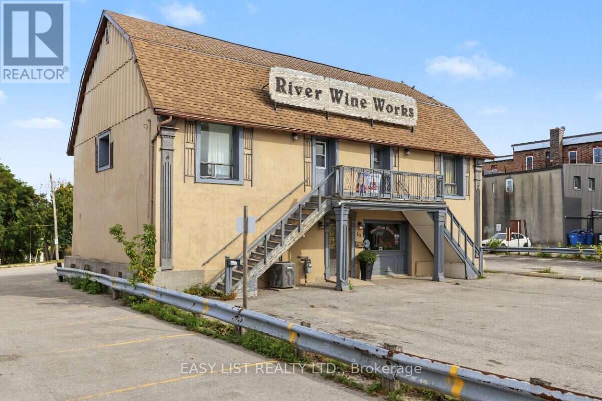 10 YORK STREET N, Kawartha Lakes (Lindsay)