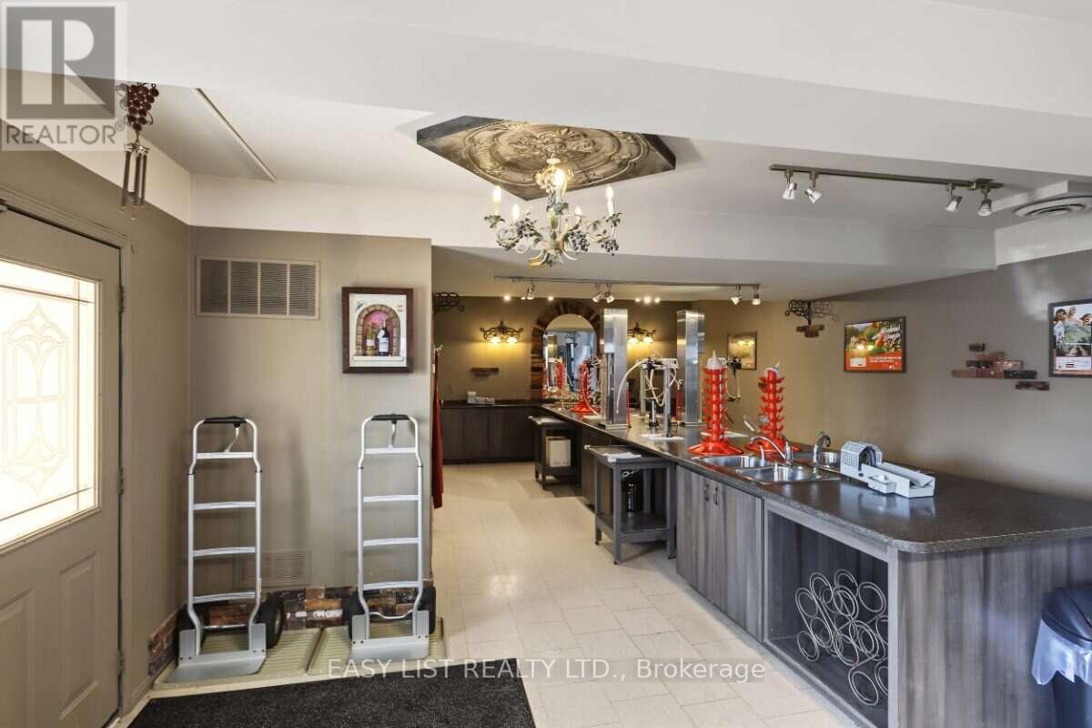 10 YORK STREET N, Kawartha Lakes (Lindsay) — photo 11