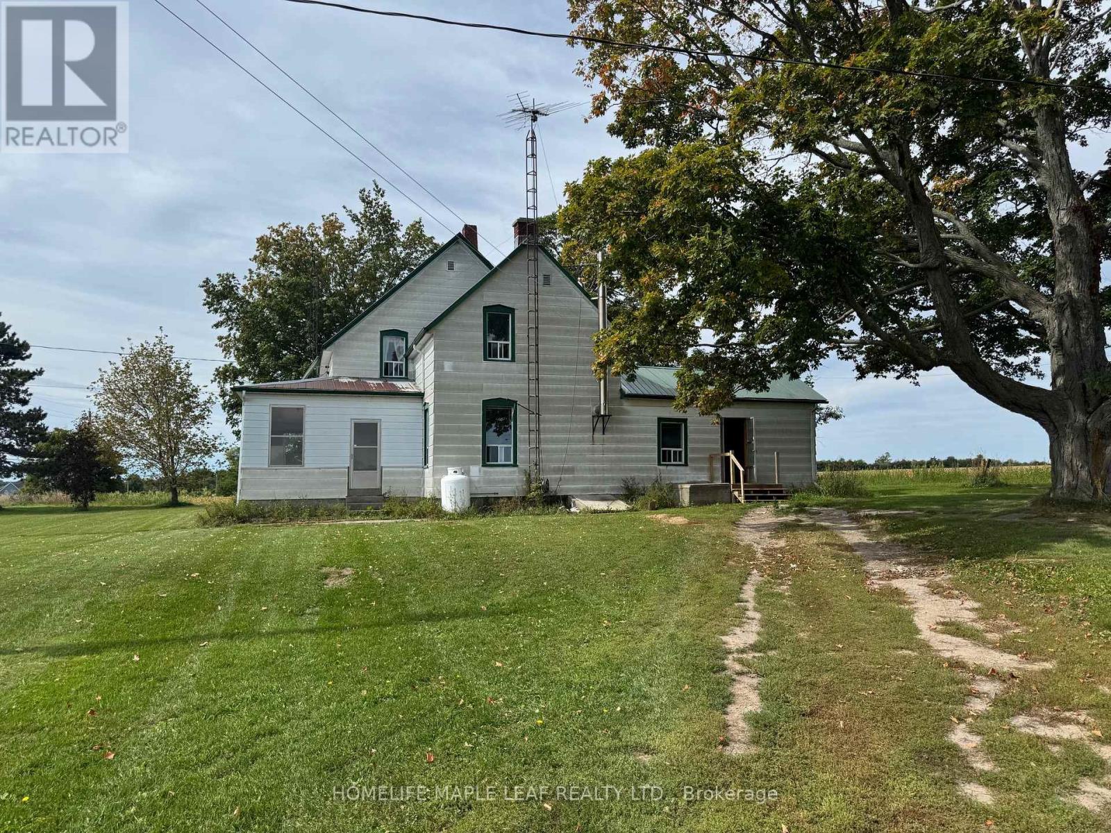 19244 LOYALIST PARKWAY, Prince Edward County (Hillier Ward)