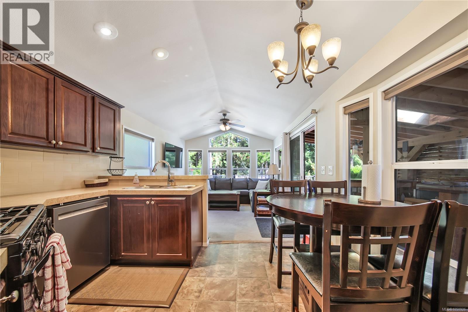 #2 10750 Central Lake Rd - 14
