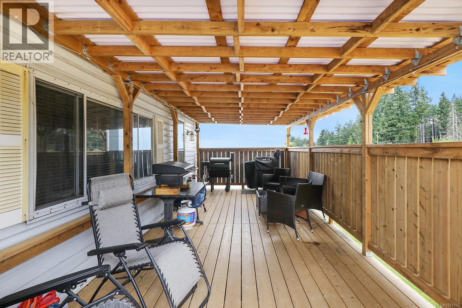 7561 Howard Rd - 8