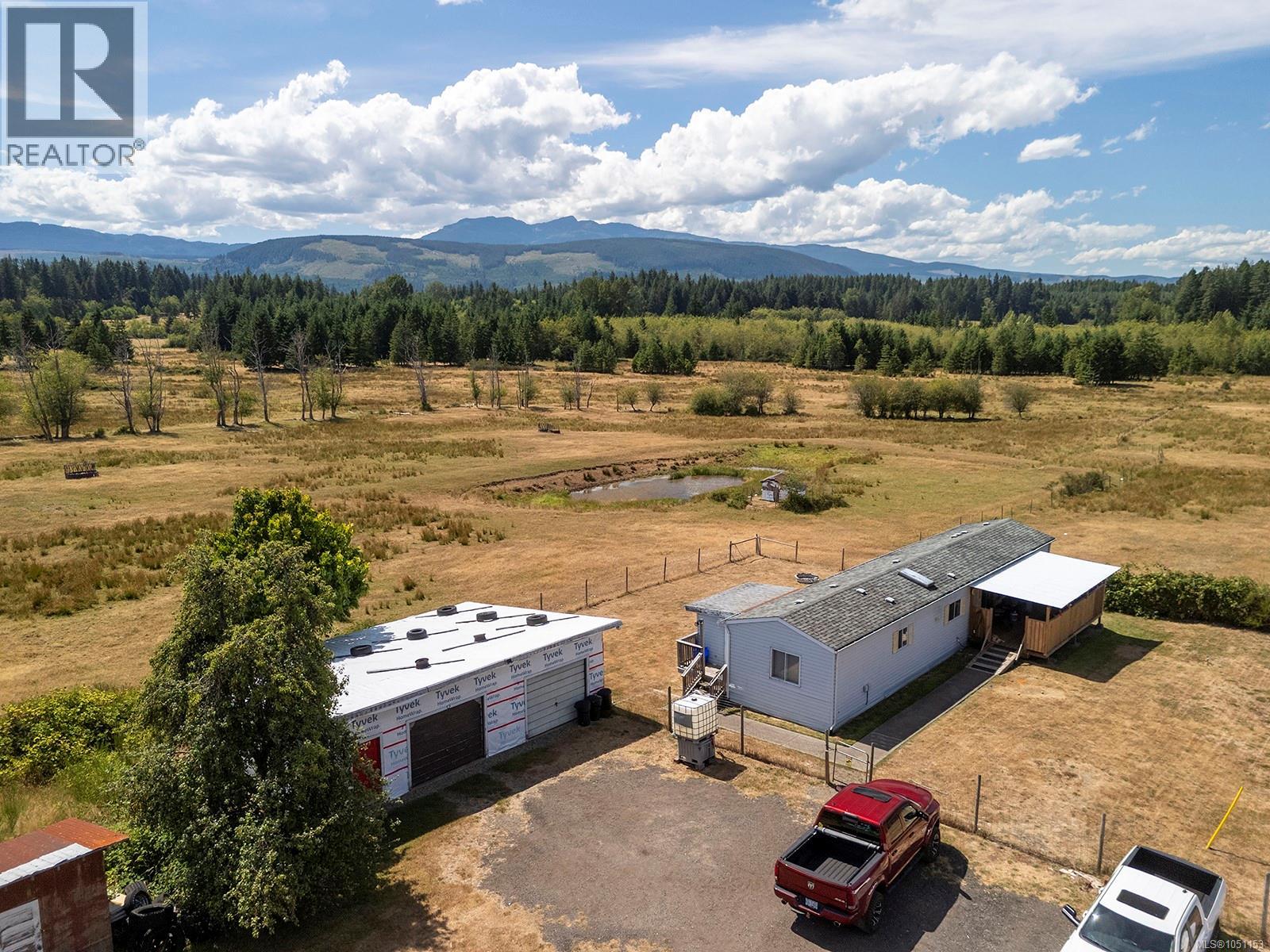 7561 Howard Rd - 6