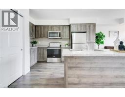 Living room - 150 Rochefort Street Unit# E, Kitchener, ON N2R0P5 Photo 8