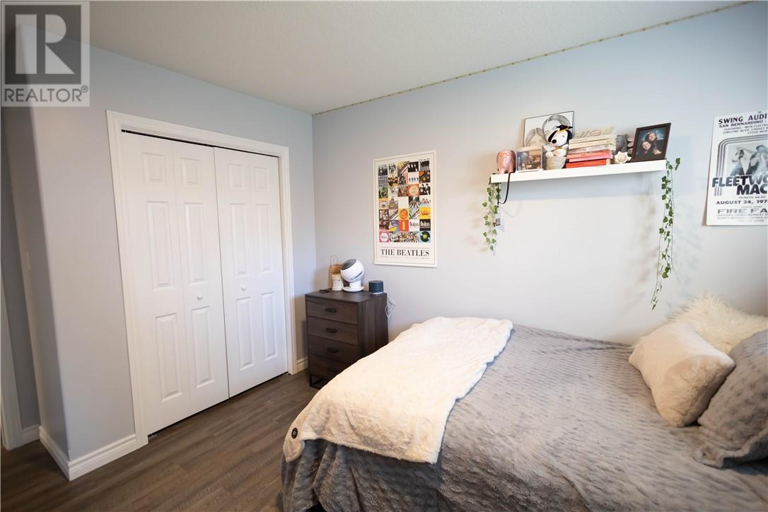 204 Racicot Drive - Image 26