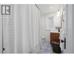 11 Hemlock Avenue, Toronto, ON M4L3E9 Photo 20