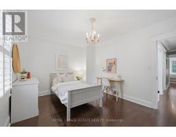 11 Hemlock Avenue, Toronto, ON M4L3E9 Photo 17