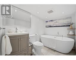 11 Hemlock Avenue, Toronto, ON M4L3E9 Photo 26