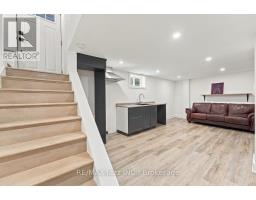 388 Eagle Street, Newmarket, ON L3Y1K4 Photo 15