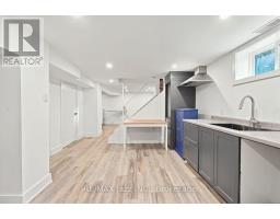 388 Eagle Street, Newmarket, ON L3Y1K4 Photo 16