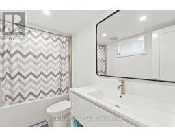 388 Eagle Street, Newmarket, ON L3Y1K4 Photo 12