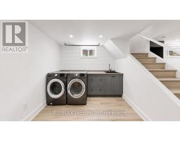 388 Eagle Street, Newmarket, ON L3Y1K4 Photo 19