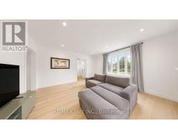 Bedroom 3 - 388 Eagle Street, Newmarket, ON L3Y1K4 Photo 6