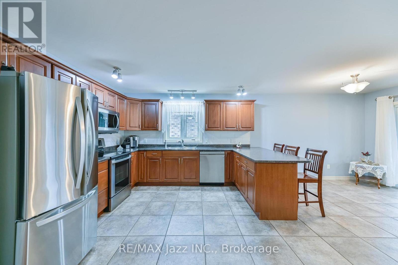33 ASHWOOD CRESCENT, Greater Napanee (Greater Napanee) — photo 11