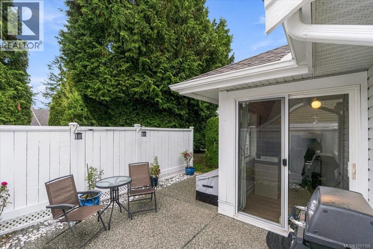 5267 Arbour Cres - 35
