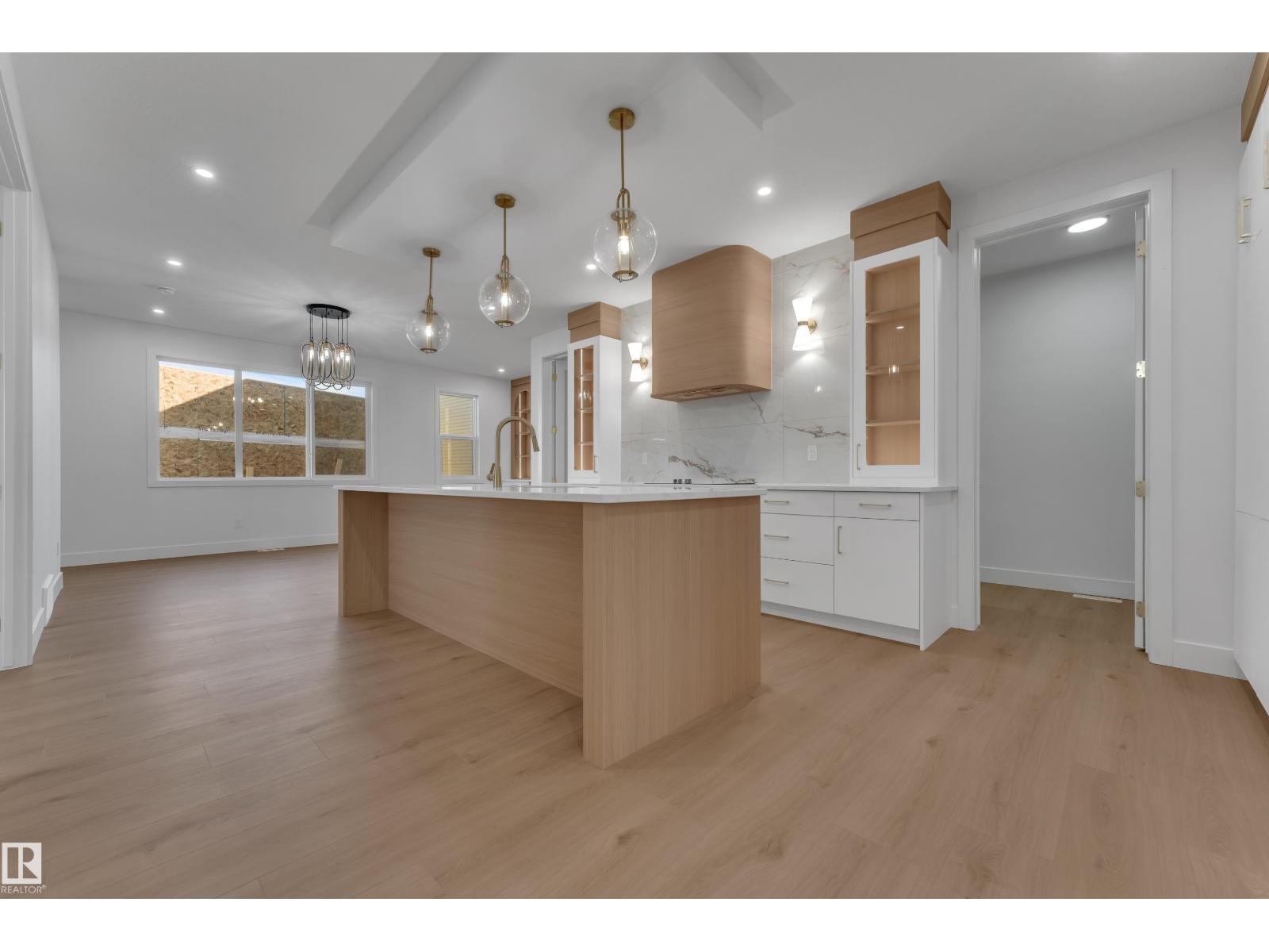 3005 7A Avenue SW - 11
