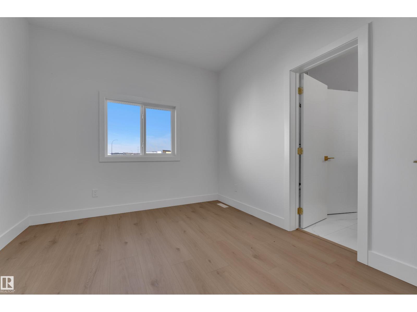 3005 7A Avenue SW - 20