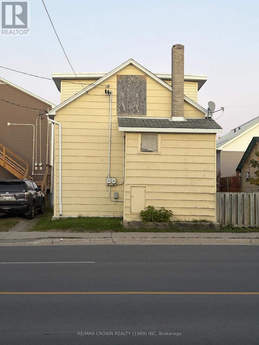 MAIN & BASEMENT - 261 ELM STREET N, Timmins (TNE - Central) — photo 4