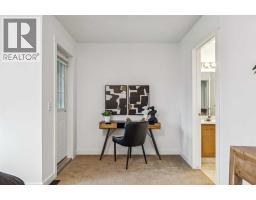 1110 14 Avenue SW - photo 17