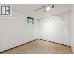 1110 14 Avenue SW - photo 28