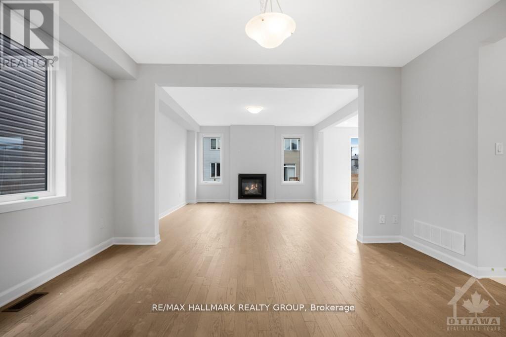 542 ANCHOR CIRCLE, Ottawa — photo 8