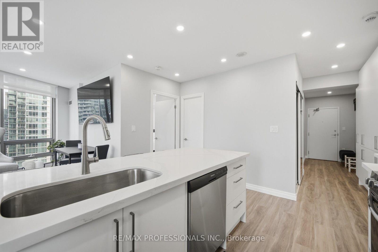 #2603 3 NAVY WHARF COURT - 14