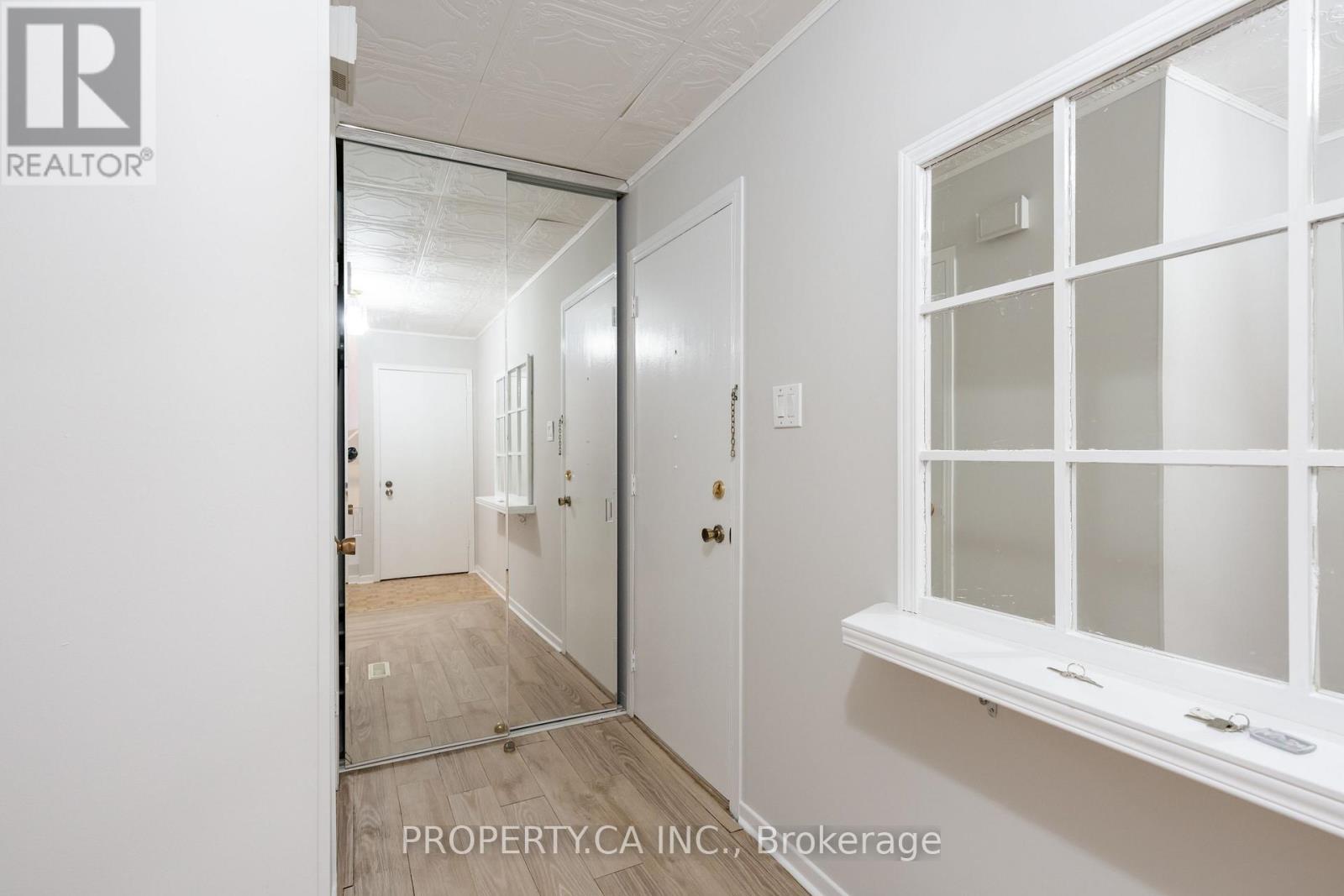 12 DEEPROSE LANE, Ajax (South East) — photo 4