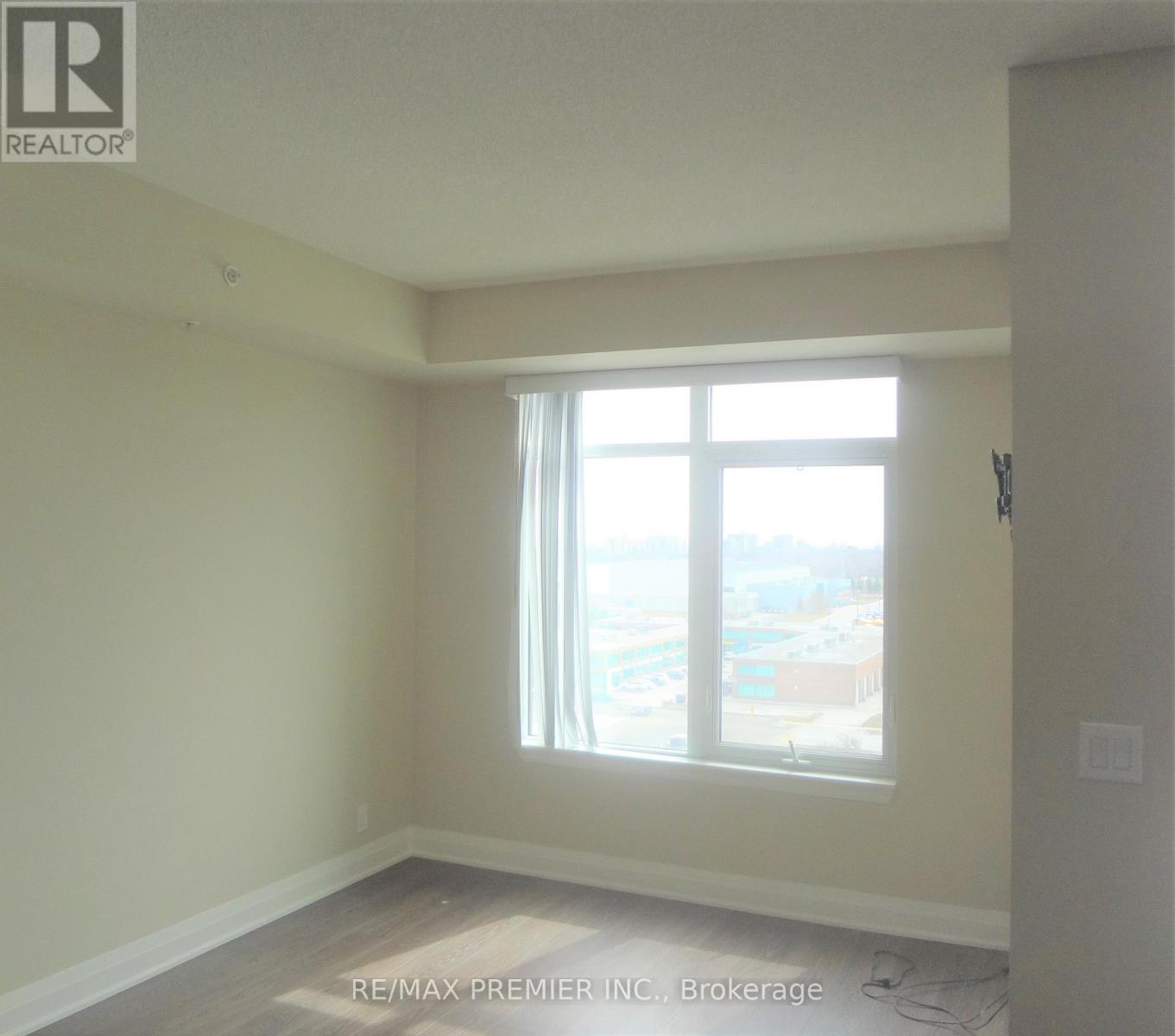 816 - 24 WOODSTREAM BOULEVARD, Vaughan (Vaughan Grove) — photo 3