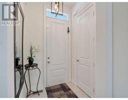18 Hackwood Crescent, Aurora, ON L4G0V1 Photo 10