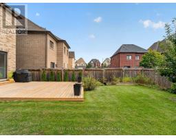 18 Hackwood Crescent, Aurora, ON L4G0V1 Photo 44