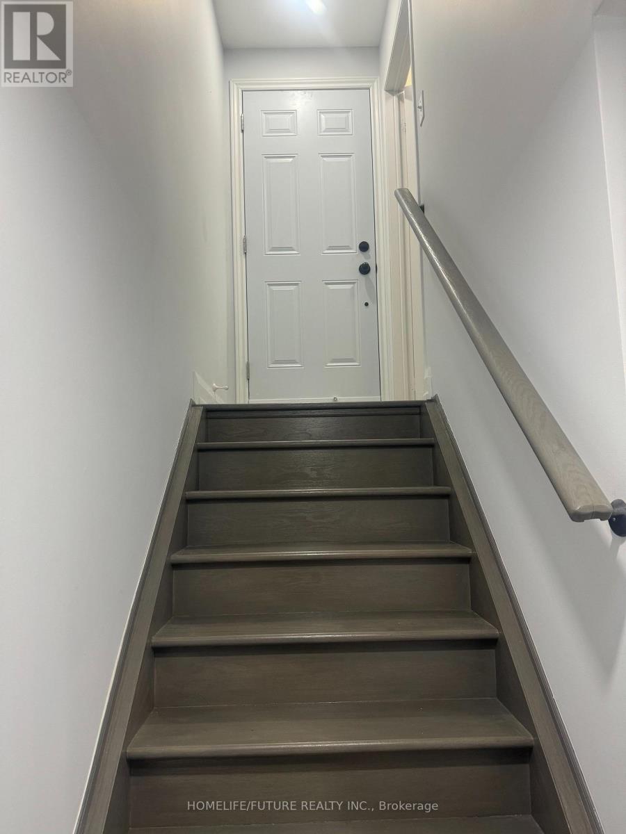 BSMT - 114 RICHARD COULSON CRESCENT, Whitchurch-Stouffville (Stouffville) — photo 2