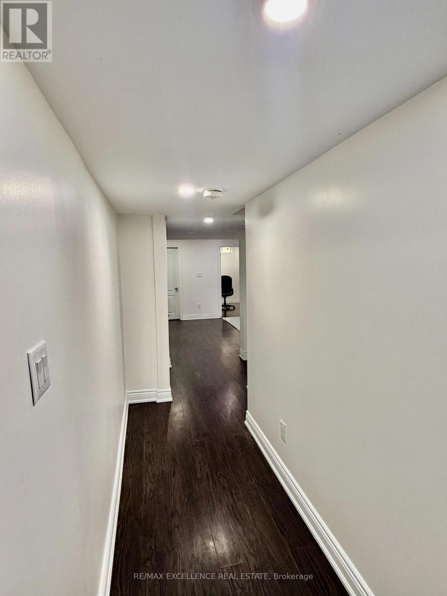 BSMT - 24 LANARK CIRCLE, Brampton (Credit Valley) — photo 4