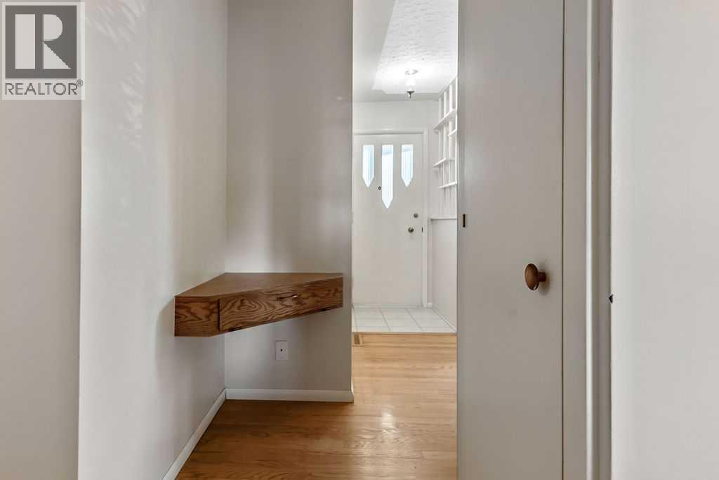 1015 Mackid Road NE, Calgary, Alberta, T2E6A8 — thumbnail 3