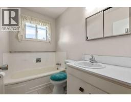 1015 Mackid Road Ne, Calgary, AB T2E6A8 Photo 17