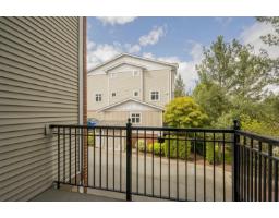 15 19551 66 Avenue, Surrey, BC V4N0Z5 Photo 14