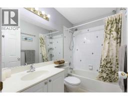 117 Lakeview Shores, Chestermere, AB T1X1H1 Photo 24