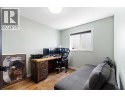 Living room - 117 Lakeview Shores, Chestermere, AB T1X1H1 Photo 7