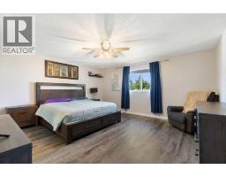 Den - 117 Lakeview Shores, Chestermere, AB T1X1H1 Photo 17